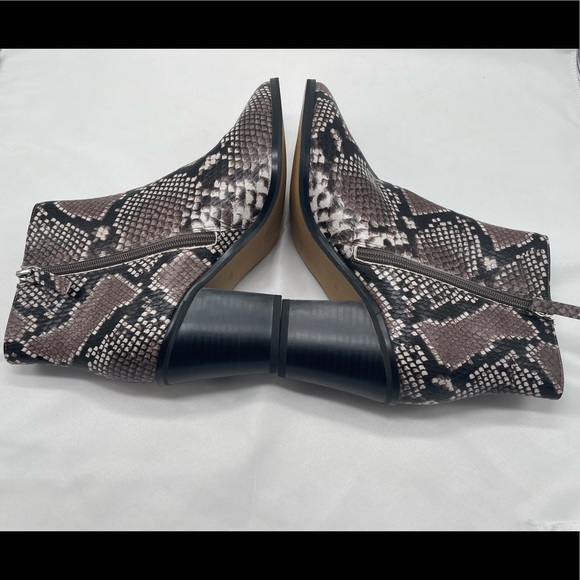 8.5 - 14th & Union Women’s Braxten Ankle Boots - Picture 8 of 8